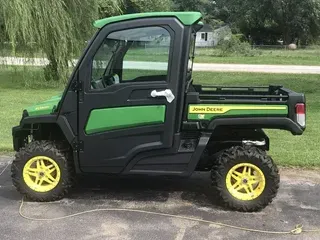 2022 John Deere 835R