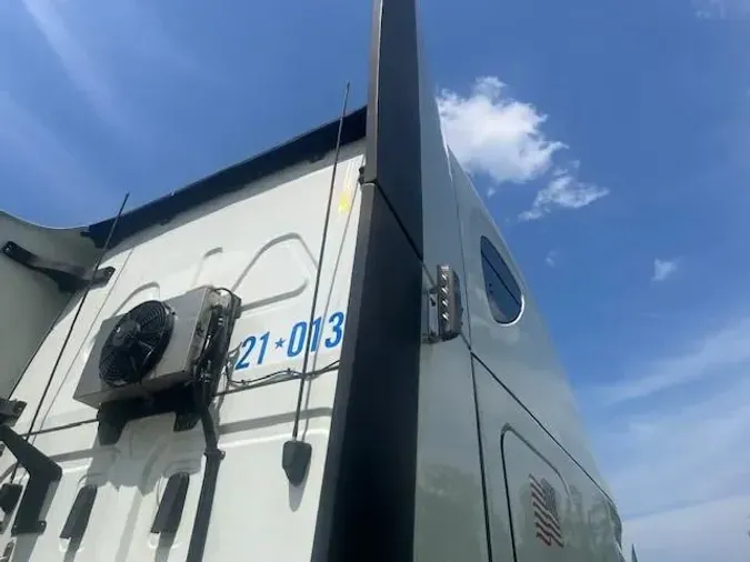 2021 Freightliner Cascadia