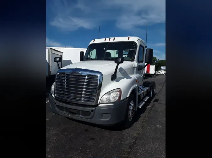 2016 FREIGHTLINER/MERCEDES CASCADIA 125