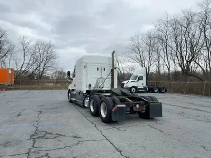 2020 Freightliner Cascadia