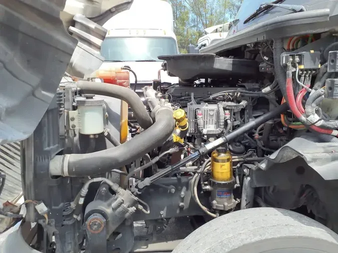 2018 NAVISTAR INTERNATIONAL LT625 DAYCAB T/A