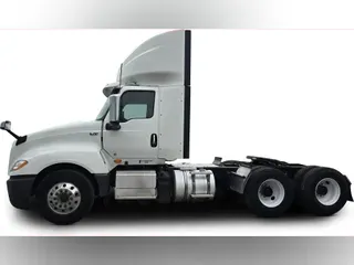2020 International LT625