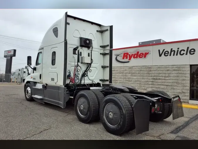 2020 FREIGHTLINER/MERCEDES CASCADIA 1252e8d8dcb5c2cc175ce6f6c39f11a6af3