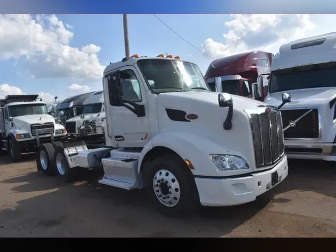 2016 PETERBILT 579