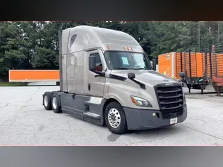 2023 Freightliner Cascadia