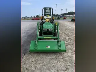 2022 John Deere 3038E