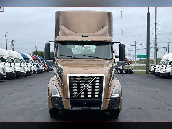 2022 VLV VNL64T