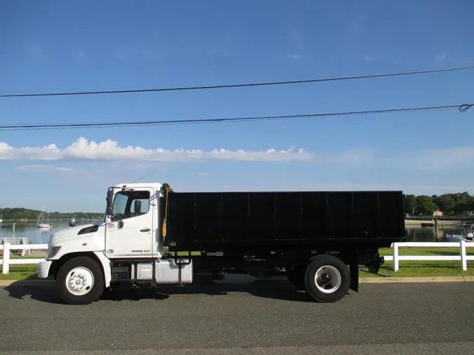 2018 HINO 338
