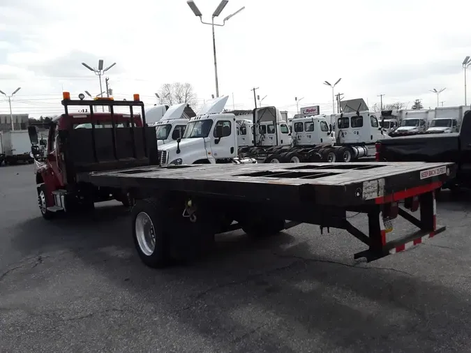 2020 FREIGHTLINER/MERCEDES M2 106