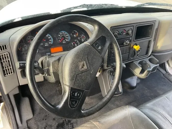 2018 INTERNATIONAL 4300
