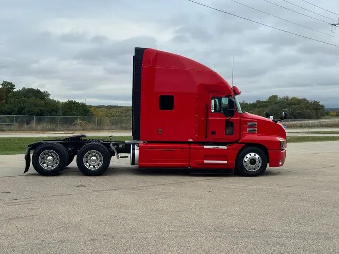 2019 MACK ANTHEM2e9d551e144c5c7b2cb4bc79db6644d9