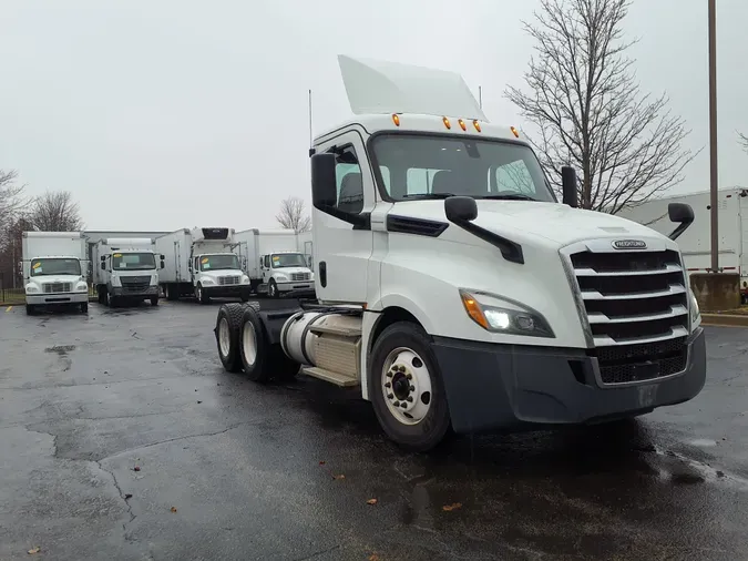 2019 FREIGHTLINER/MERCEDES NEW CASCADIA PX12664