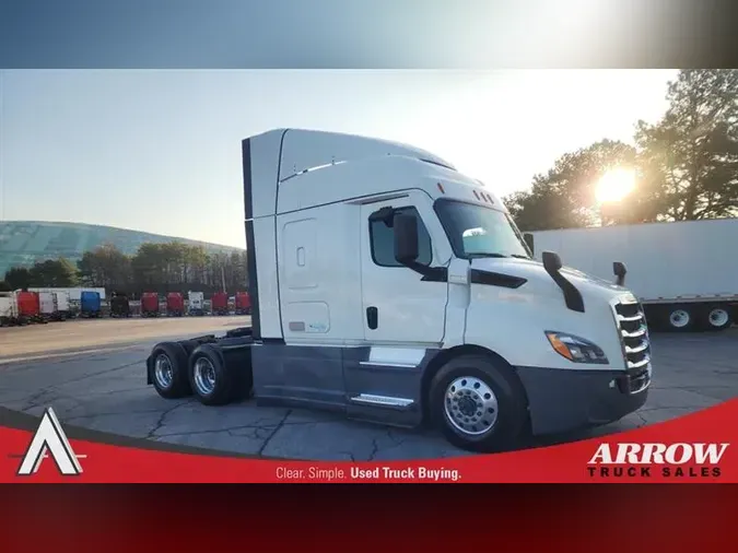 2021 FREIGHTLINER CA116