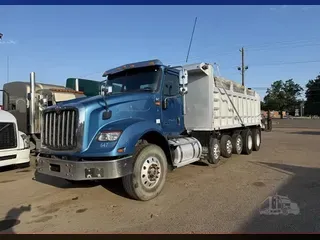 2017 INTERNATIONAL HX