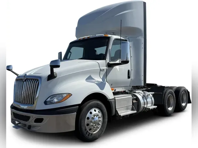 2020 International LT6252ea3c51b2d13b4651a4a4094066fe69f