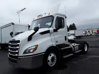 2019 FREIGHTLINER NEW CASCADIA 116