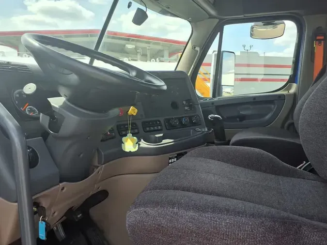 2020 FREIGHTLINER/MERCEDES CASCADIA 125