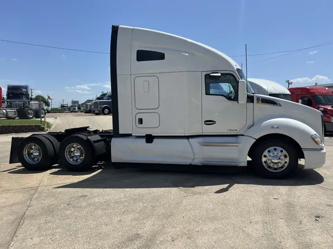 2021 Kenworth T680