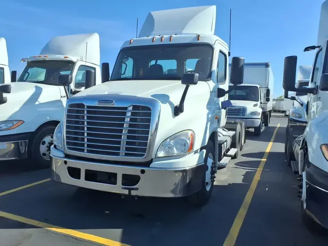 2018 FREIGHTLINER CASCADIA 125