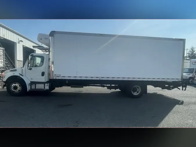 2017 FREIGHTLINER M2 106