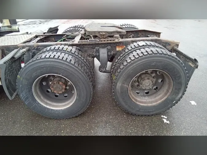 2020 Freightliner Cascadia 126