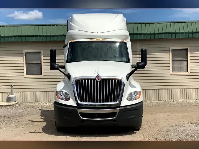 2019 INT LT625 6x4