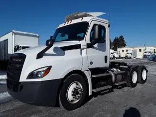 1997 FREIGHTLINER/MERCEDES 4700