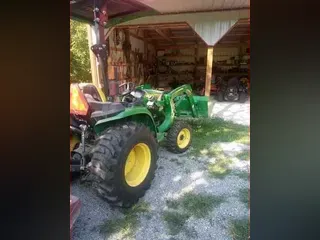 2018 John Deere 3038E