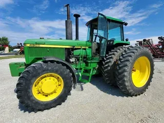 1991 John Deere 4955