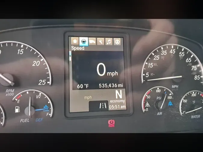 2020 Freightliner Cascadia 126