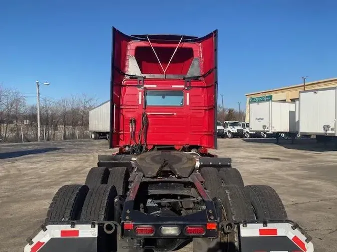 2020 Volvo VNR64T300