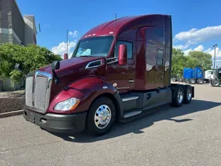 2021 Kenworth T680 Short Hood