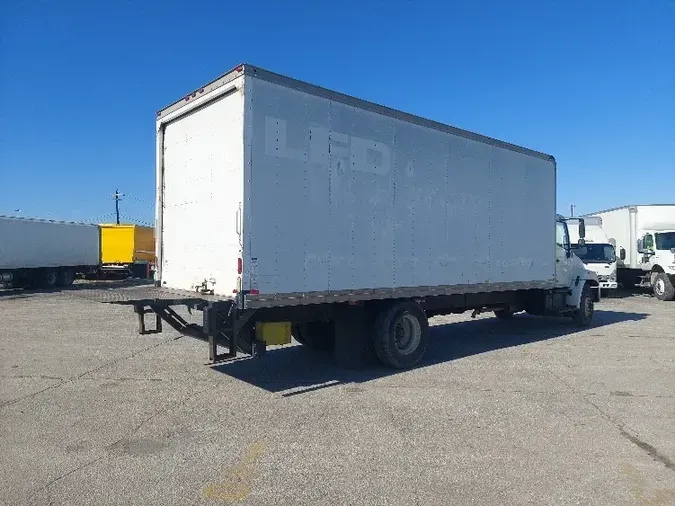 2007 HINO TRUCK 268