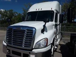 2020 FREIGHTLINER/MERCEDES CASCADIA 125