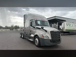 2025 Freightliner Cascadia 126
