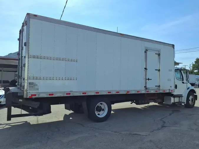 2017 FREIGHTLINER M2 106