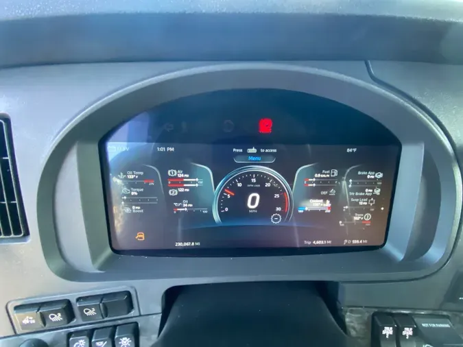 2023 Kenworth W990