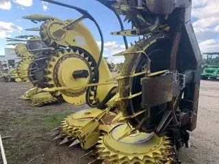 2017 John Deere 770