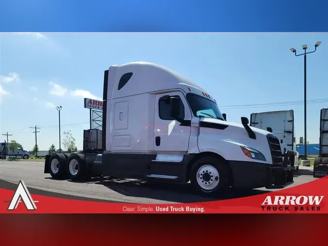 2020 FREIGHTLINER CA126