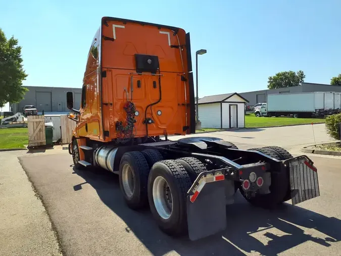 2019 FREIGHTLINER NEW CASCADIA PX12664