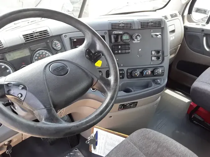 2020 FREIGHTLINER CASCADIA 125