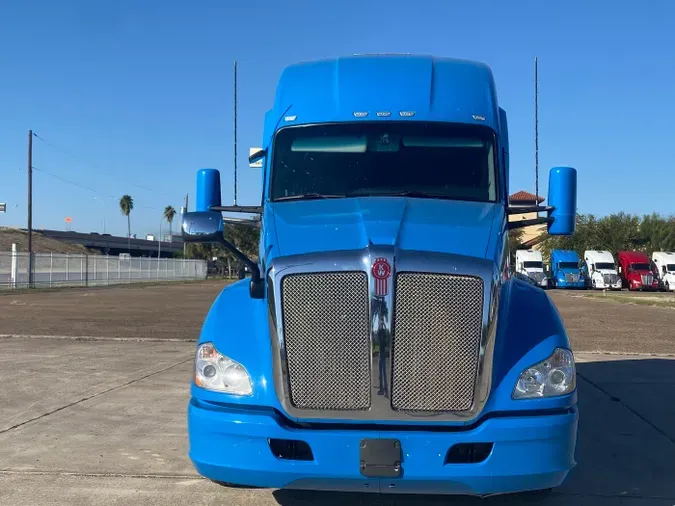 2022 Kenworth T680