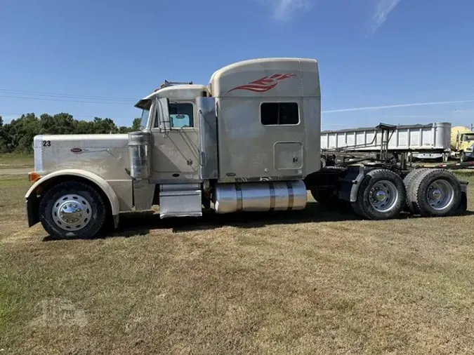 2002 PETERBILT 379EXHD