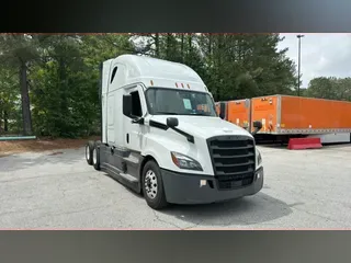 2021 Freightliner Cascadia
