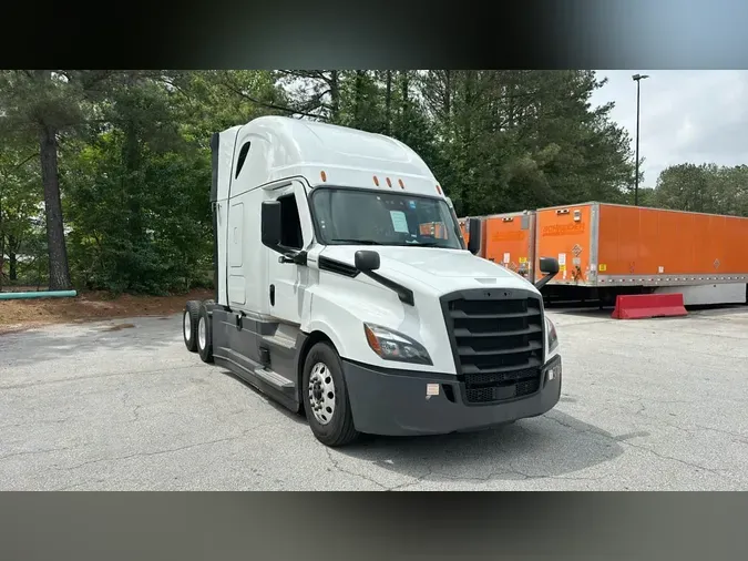 2021 Freightliner Cascadia2ee2f3706362583931052a837493ed84