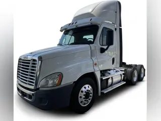 2020 Freightliner Cascadia