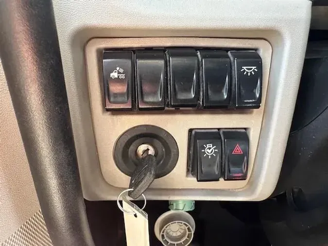 2022 Peterbilt 567