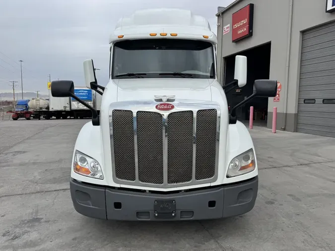 2021 Peterbilt 579
