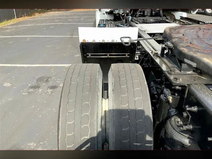 2019 INT RH613 4x22eed80fd95c76856e4d06e85de66fe7d