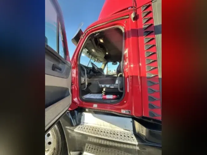 2019 FREIGHTLINER/MERCEDES CASCADIA 1252eed8272907fc7c269c1cce8dc77fa20